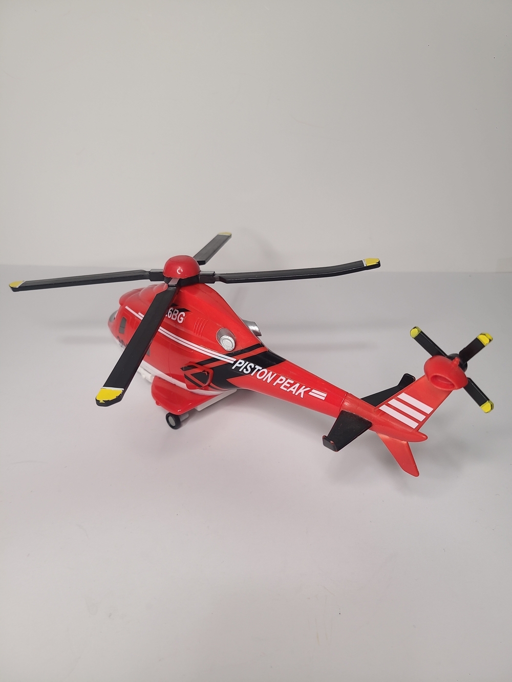 Disney's Planes Fire & Rescue Blade Ranger Talking Vehicle - Picture 4 of 14